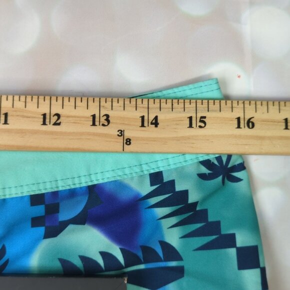Hurley Mens Graphic Swim Trunks Size 18/29 Blue Green Polyester - Picture 12 of 12